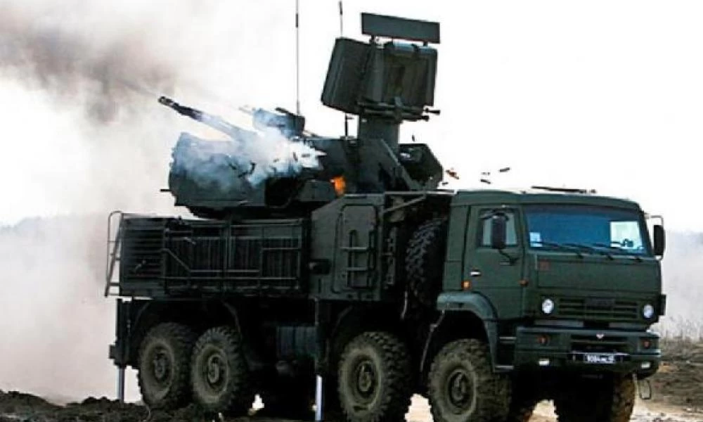 Είκοσι τουρκικά UAV Bayraktar πραγματοποίησαν επίθεση σε ένα ρωσικό Pantsir-C1 στο Ιντλίμπ της Συρίας